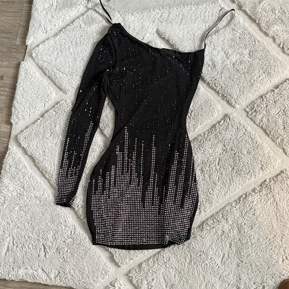 Windsor Black and Silver Long Sleeve Dress